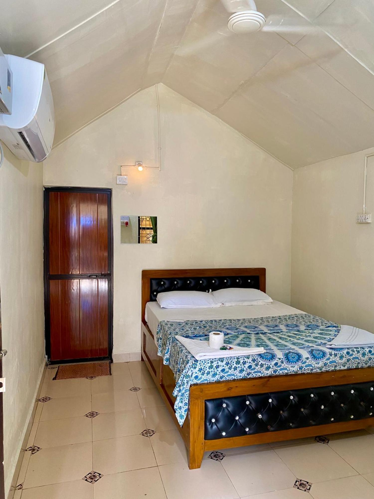 Chill Out Jasmine Restaurant Bar Rooms Palolem Luaran gambar